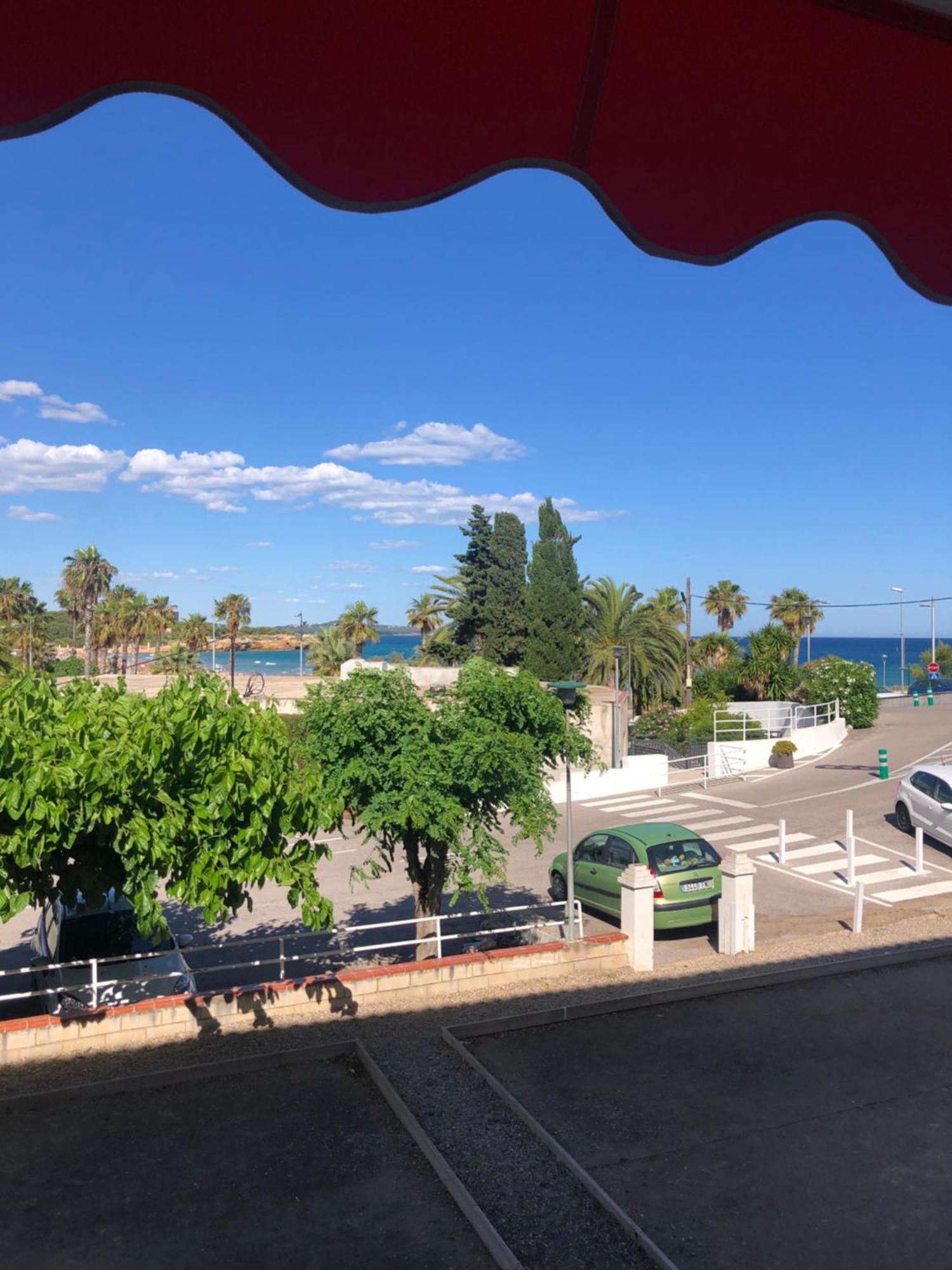 Apartment In Front Of Arrabassada Beach 타라고나 외부 사진